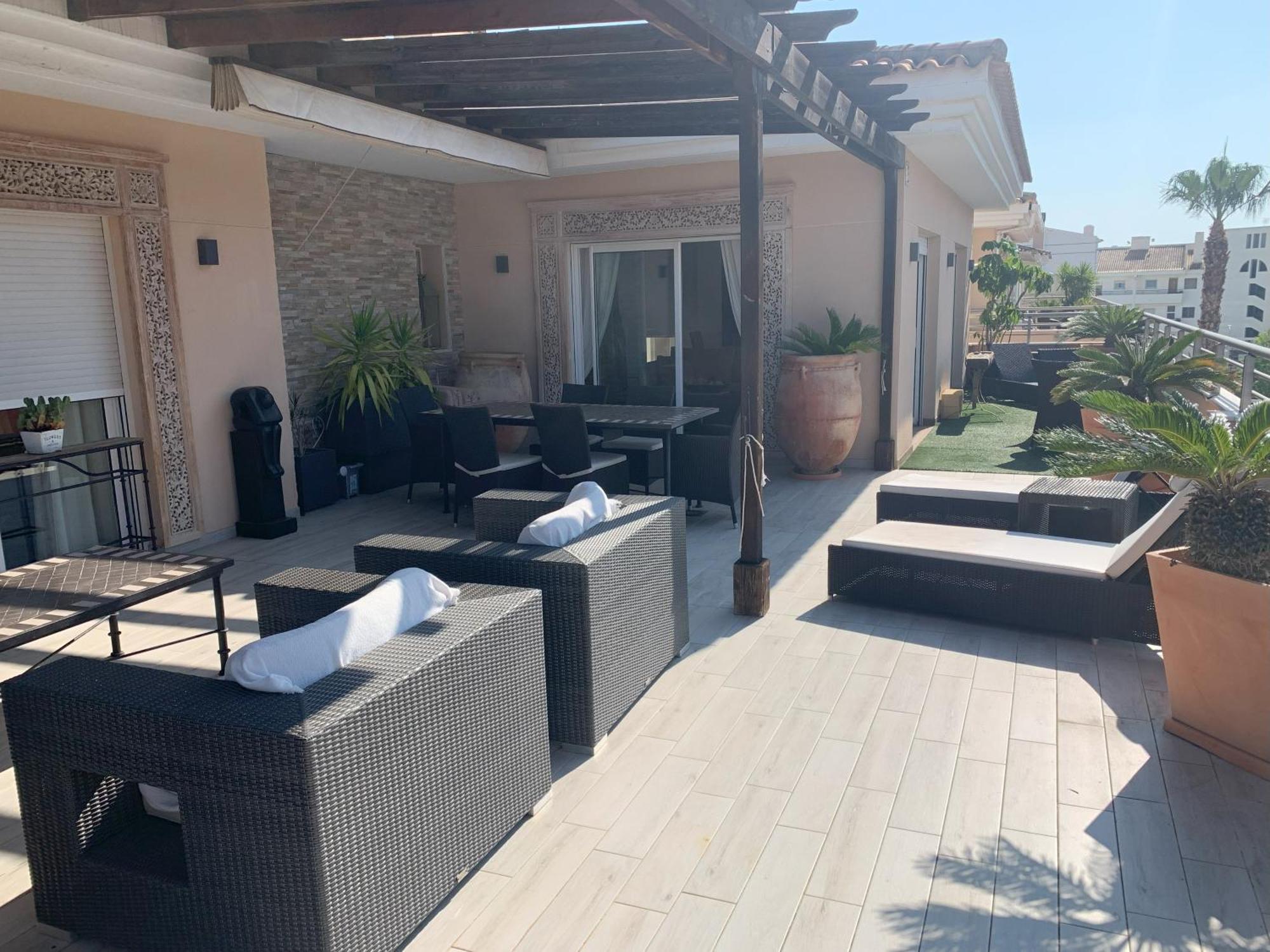 Penthouse - Residence La Mina - Albir Avec Wifi Gratuit アルビール エクステリア 写真